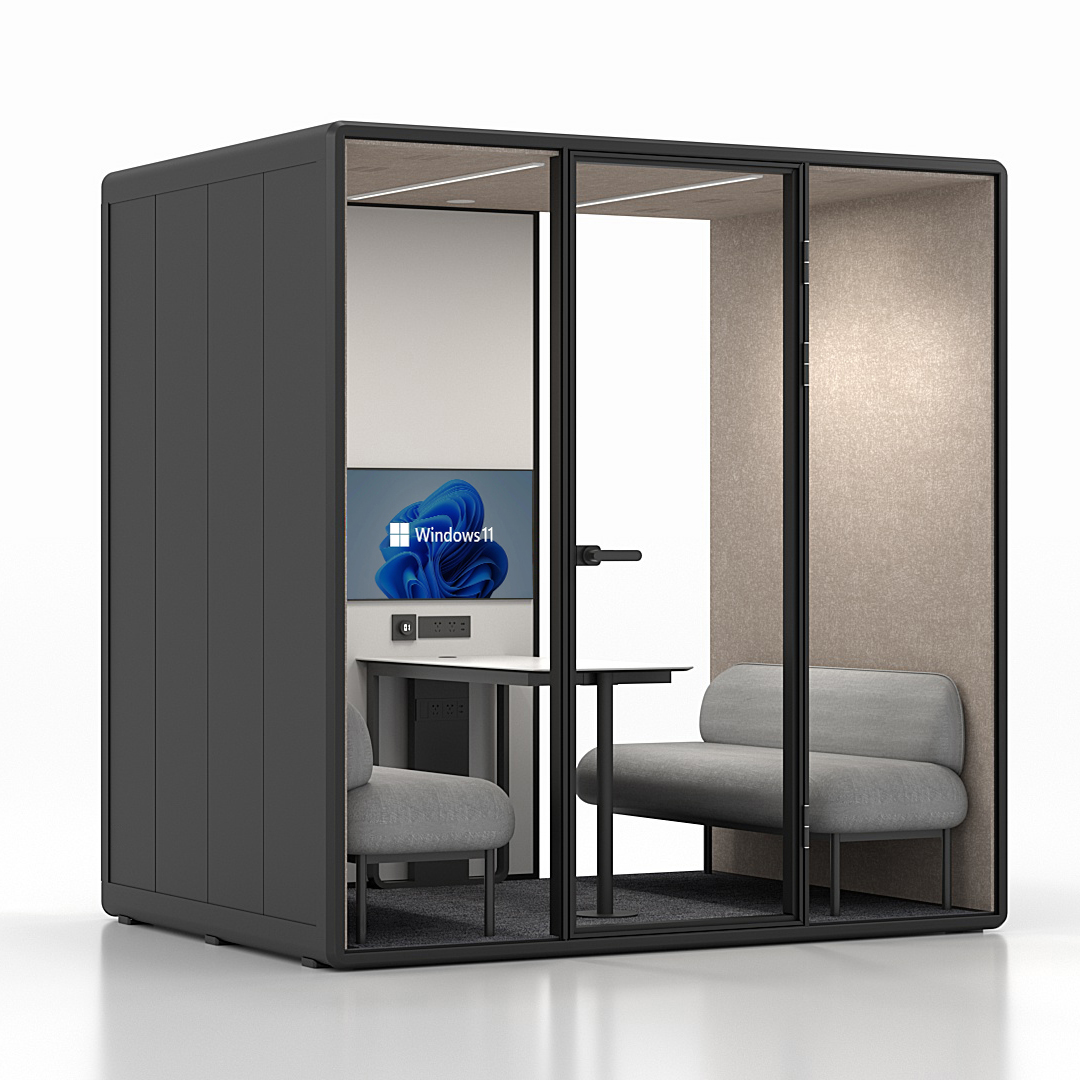 Workcube Lounge i svart exteriör med sandfärgad akustikfilt, snett framifrån